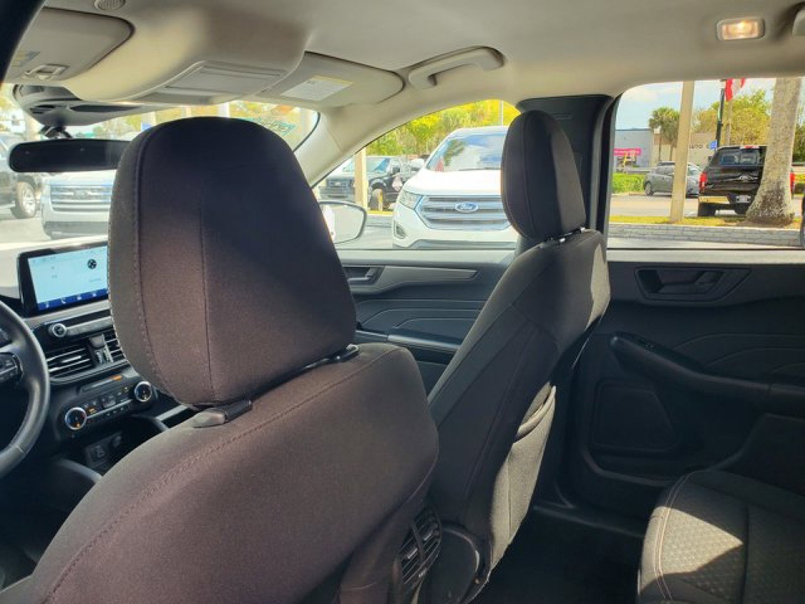 Used 2024 Ford Escape Active image 29