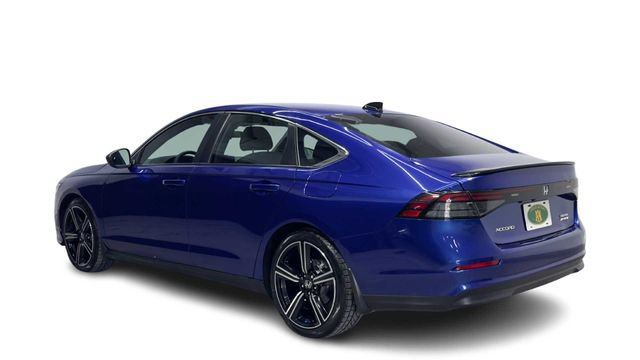 Used 2023 Honda Accord Sport image 4