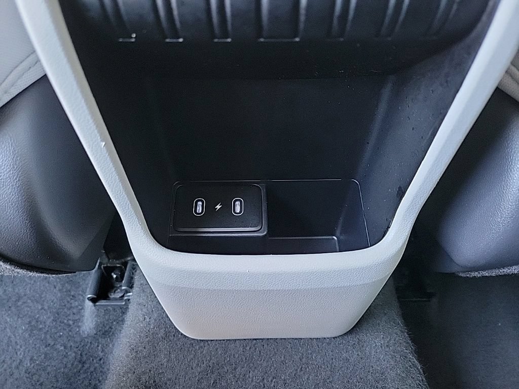 Used 2024 Hyundai Kona SEL AWD/4WD image 17