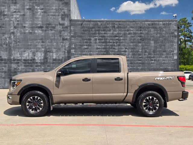 Used 2023 Nissan Titan PRO-4X w/ Pro-4x Convenience Package AWD/4WD image 8