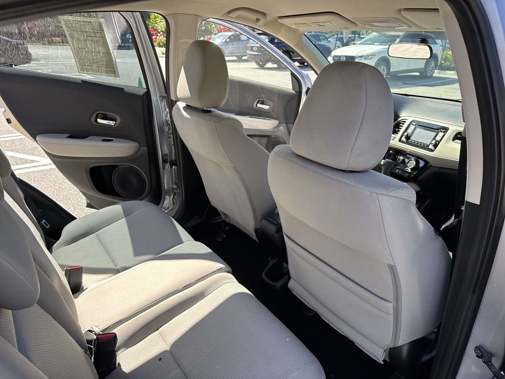 Used 2019 Honda HR-V LX image 33