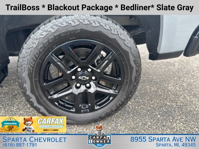 Certified 2024 Chevrolet Silverado 1500 Custom Trail Boss w/ Turbomax Blackout Package AWD/4WD image 10