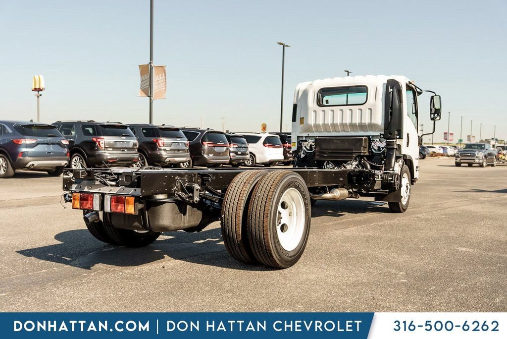 New 2025 Chevrolet Low Cab Forward RWD image 35