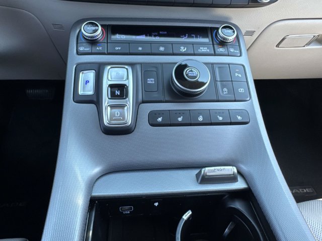 Used 2024 Hyundai Palisade Limited FWD image 25