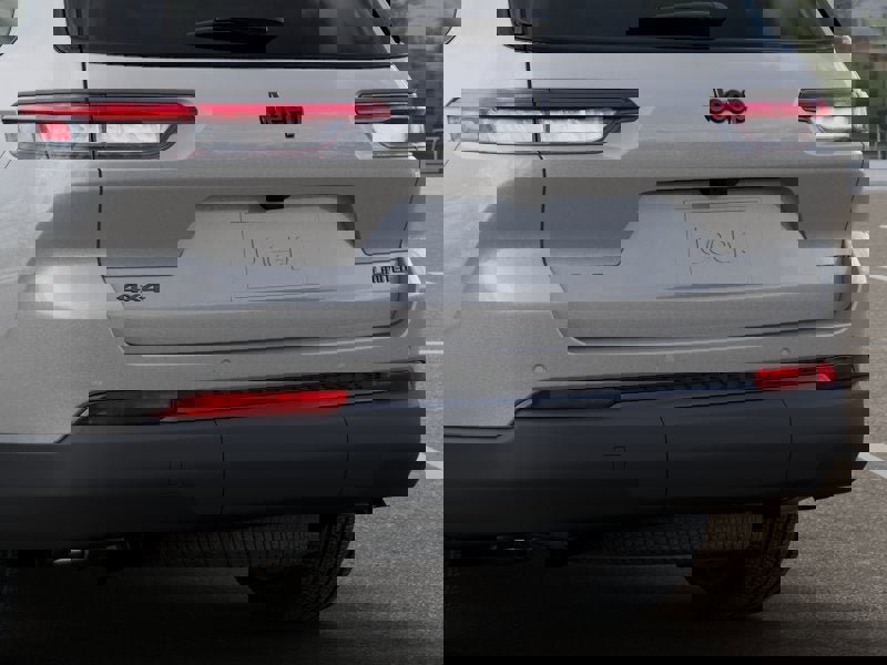 New 2025 Jeep Grand Cherokee L Limited w/ Luxury Tech Group II image 58