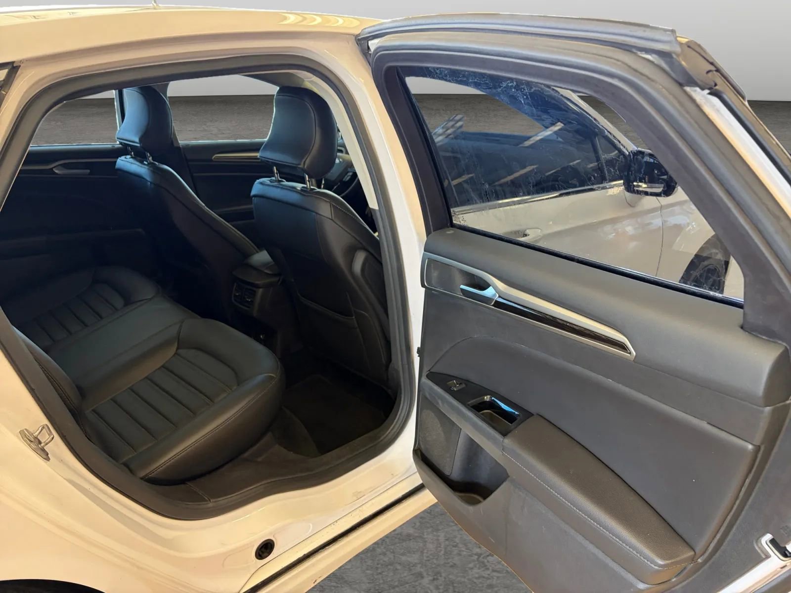 Used 2016 Ford Fusion SE w/ Equipment Group 202A image 50