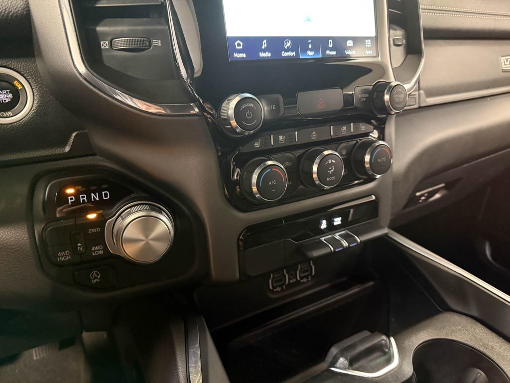 Used 2024 RAM 1500 Laramie image 82