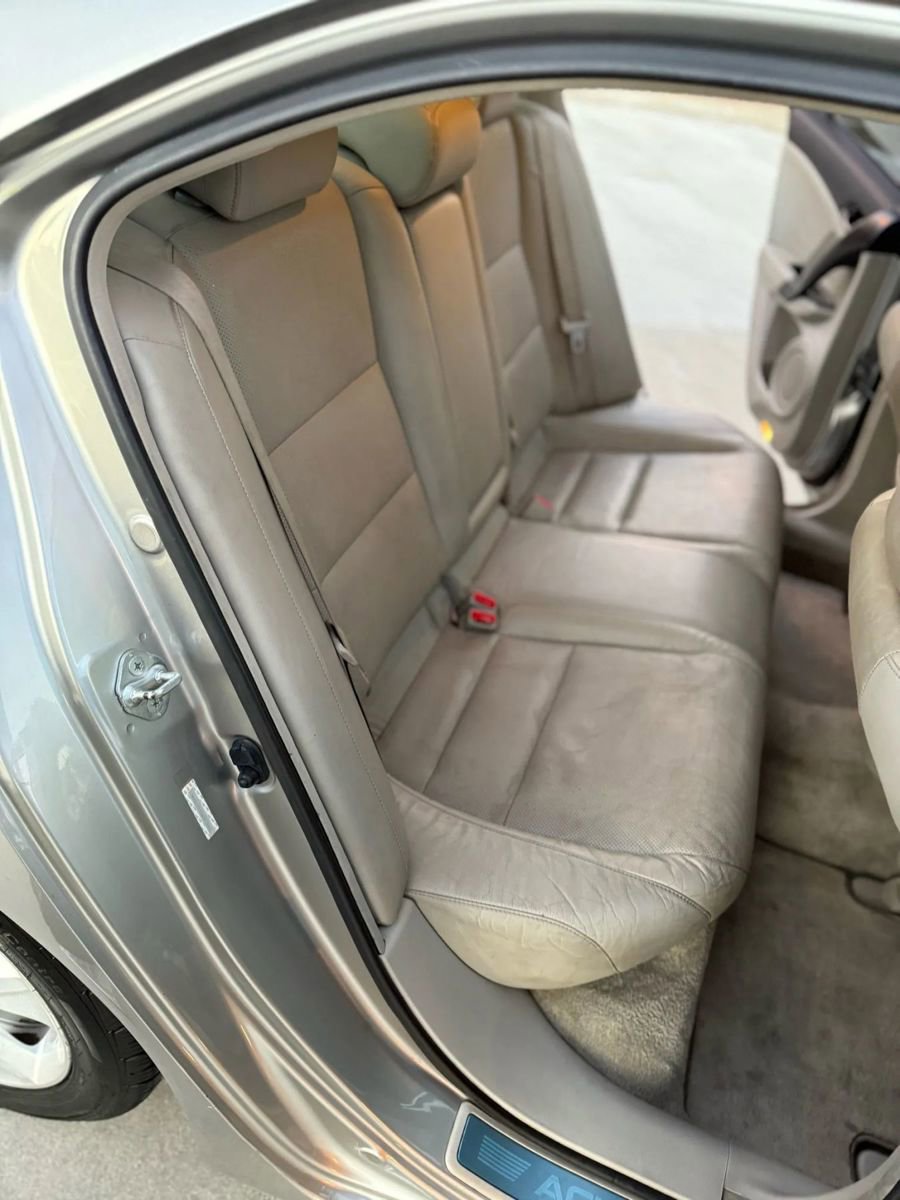 Used 2010 Acura TSX Sedan image 27