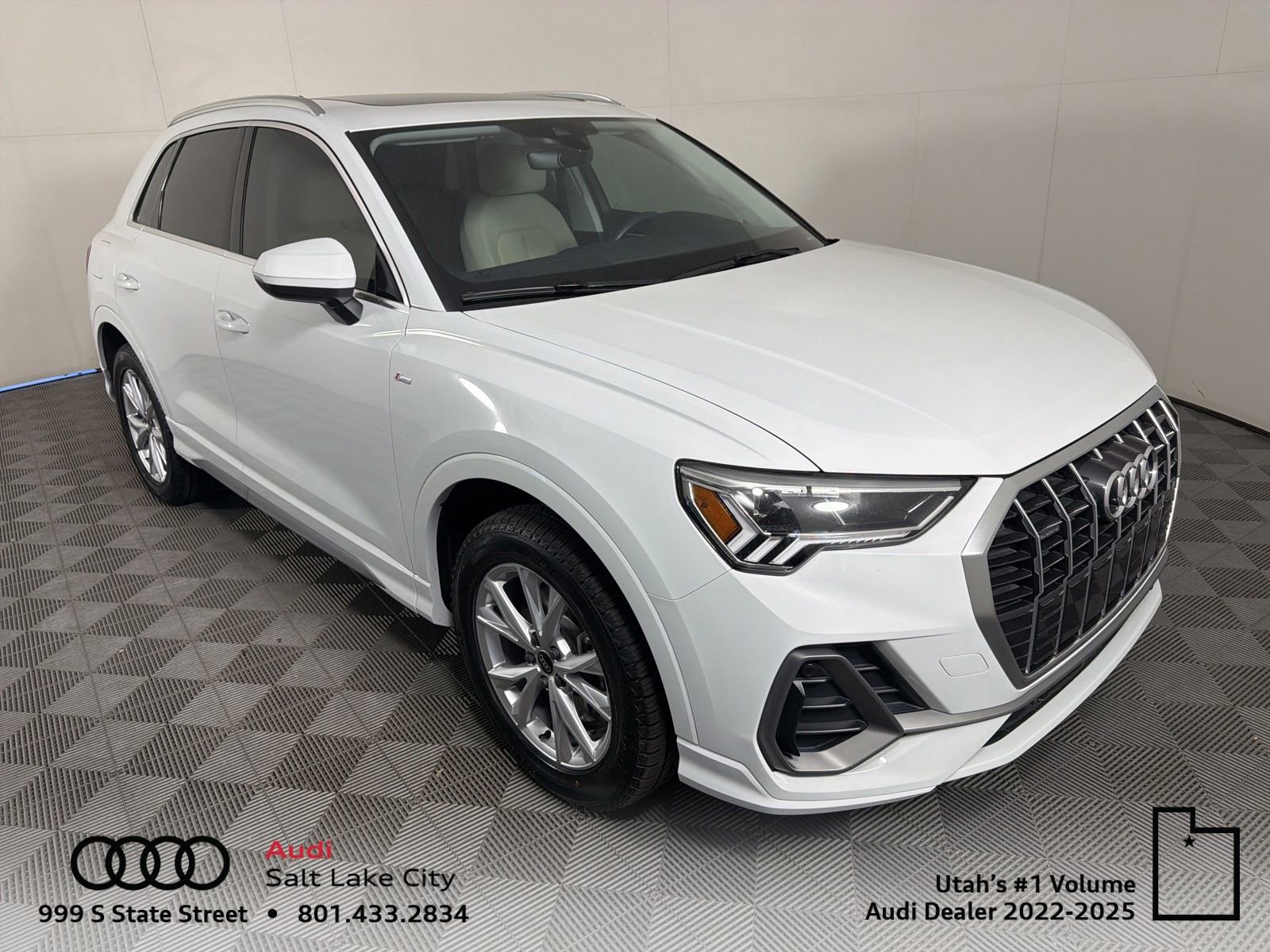 Used 2023 Audi Q3 2.0T Premium w/ Convenience Package