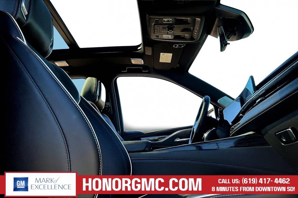 Used 2022 Cadillac Escalade ESV Sport w/ Touring Package AWD/4WD image 28