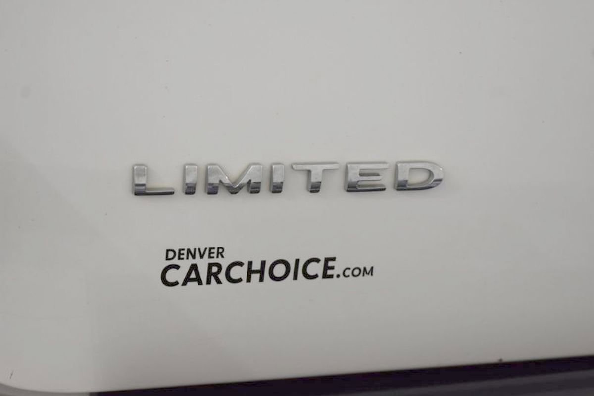 Used 2017 Ford Expedition EL Limited w/ Equipment Group 301A image 34
