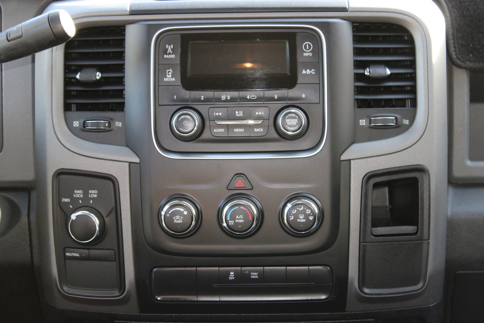 Used 2013 RAM 1500 Express AWD/4WD image 21