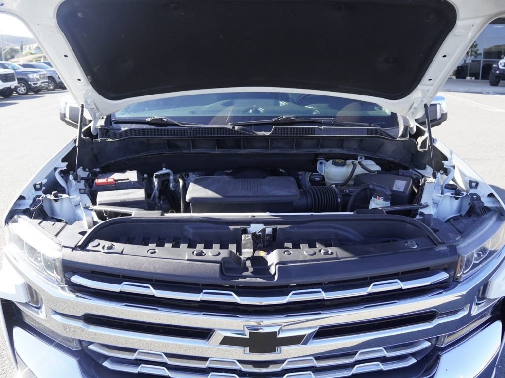 Used 2019 Chevrolet Silverado 1500 LTZ image 30