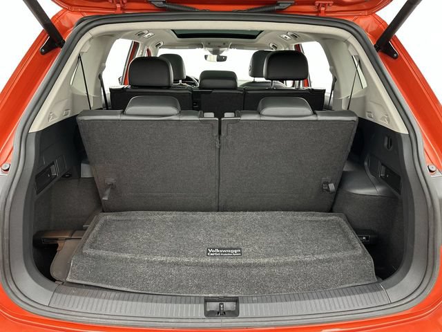 Used 2018 Volkswagen Tiguan SEL Premium w/ 3rd Row Seat Package AWD/4WD image 25