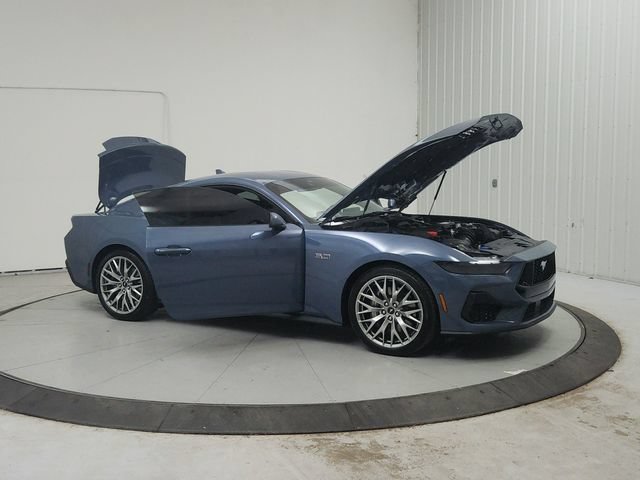 Used 2026 Ford Mustang GT Premium RWD image 10
