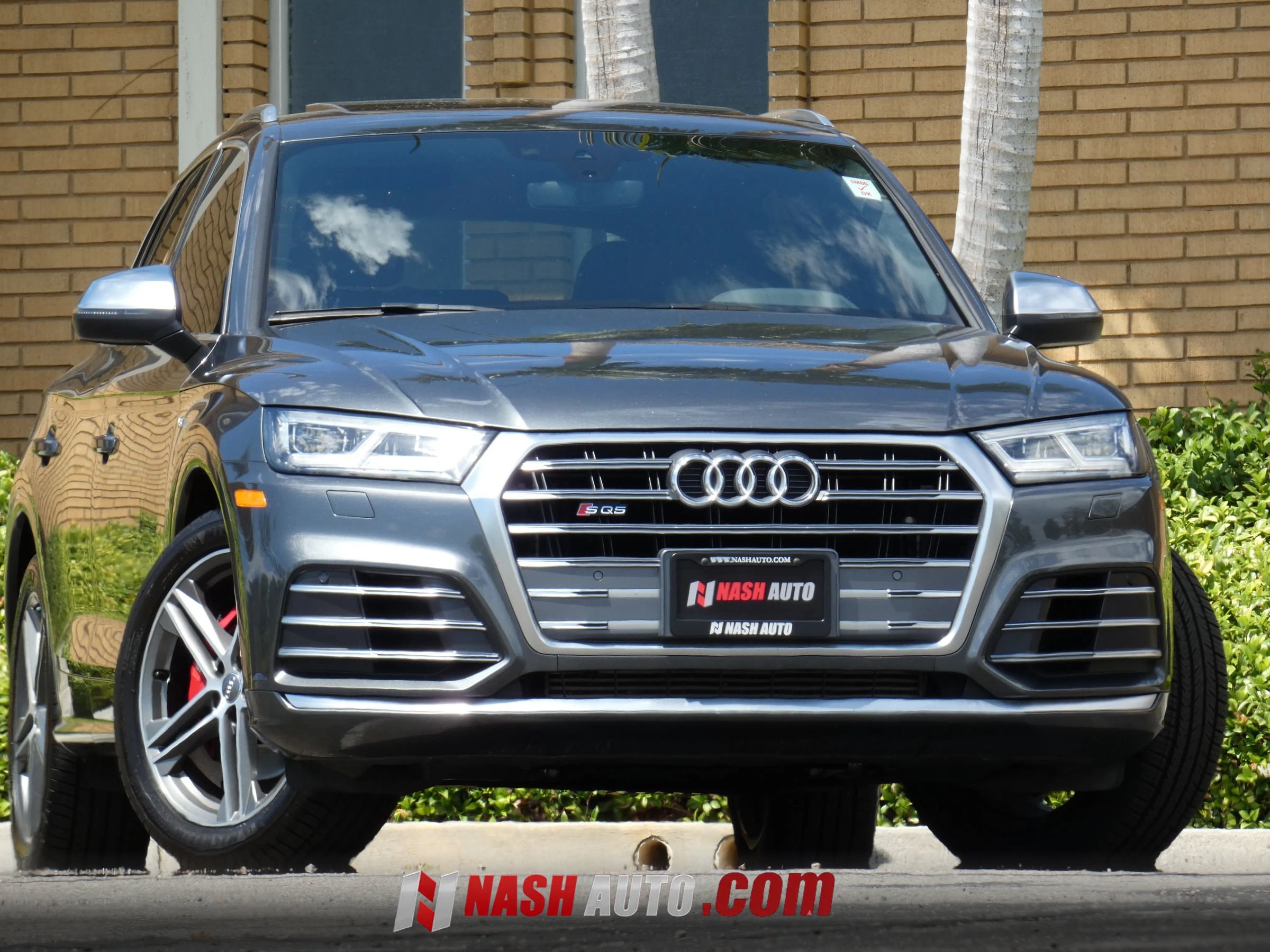 Used 2018 Audi SQ5 Premium Plus w/ S Sport Package AWD/4WD image 1