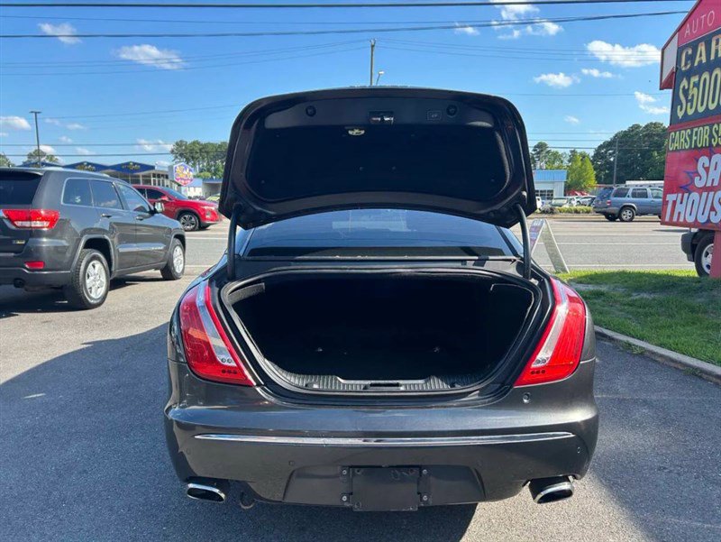 Used 2014 Jaguar XJ L Portfolio image 20