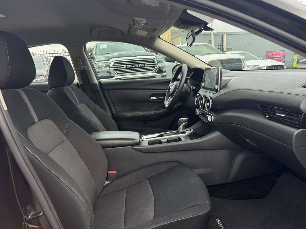 Used 2023 Nissan Sentra SV image 12