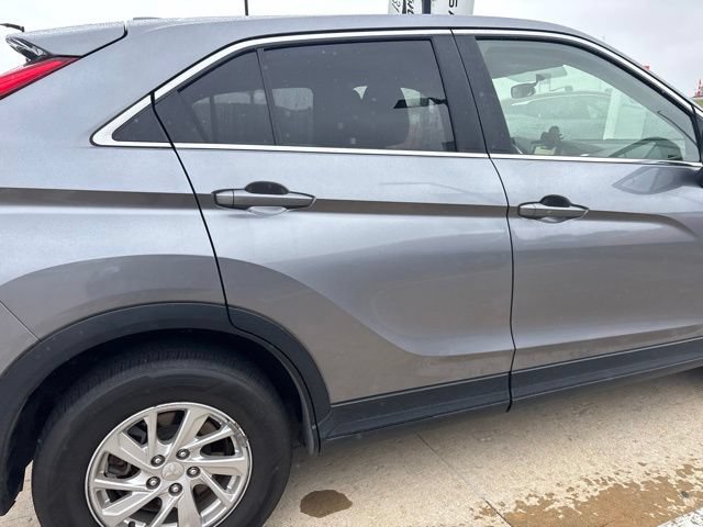 Used 2018 Mitsubishi Eclipse Cross ES AWD/4WD image 3
