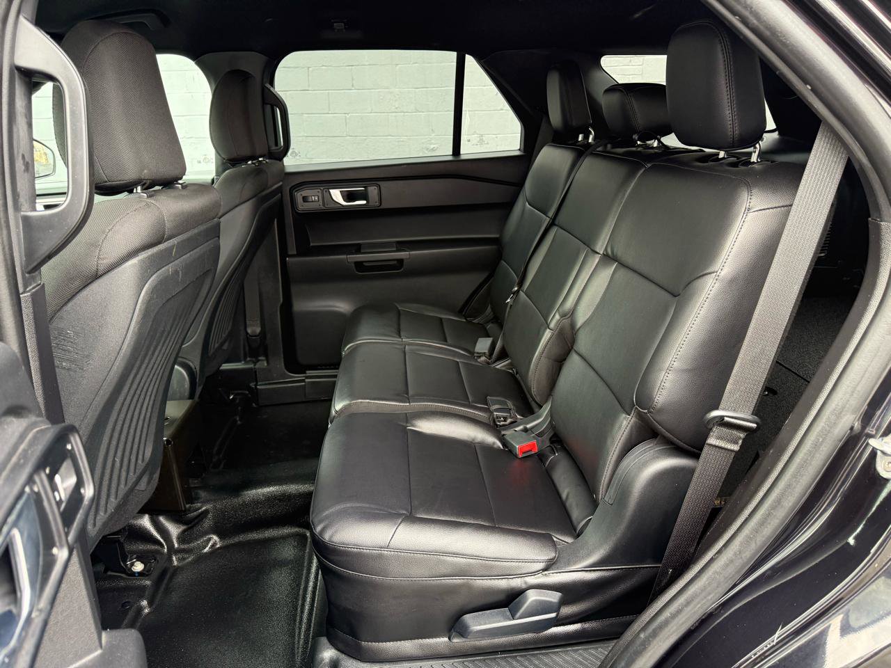 Used 2020 Ford Explorer 4WD Police Interceptor w/ Ultimate Wiring Package image 9