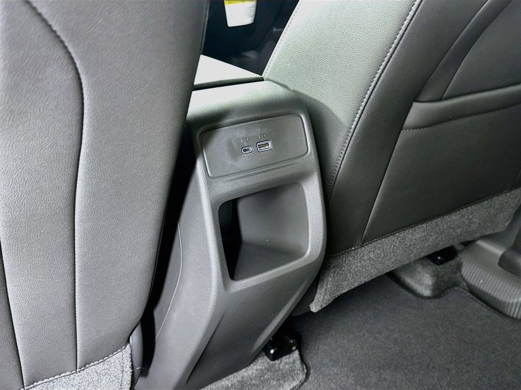New 2026 Chevrolet Trax RS w/ Driver Confidence Package FWD image 25