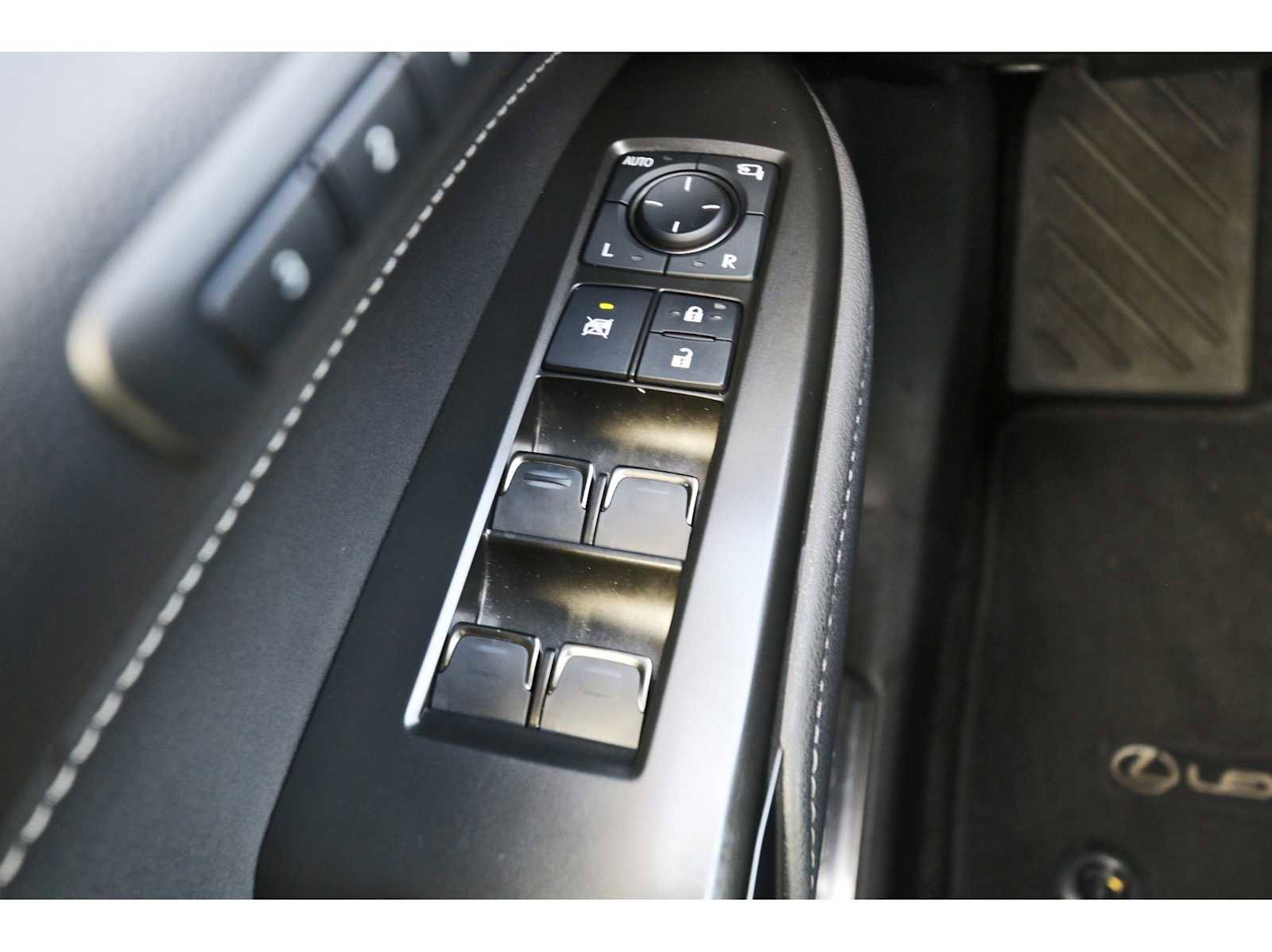 Used 2025 Lexus NX 250 Premium w/ Towing Package (2000 Lbs) image 20