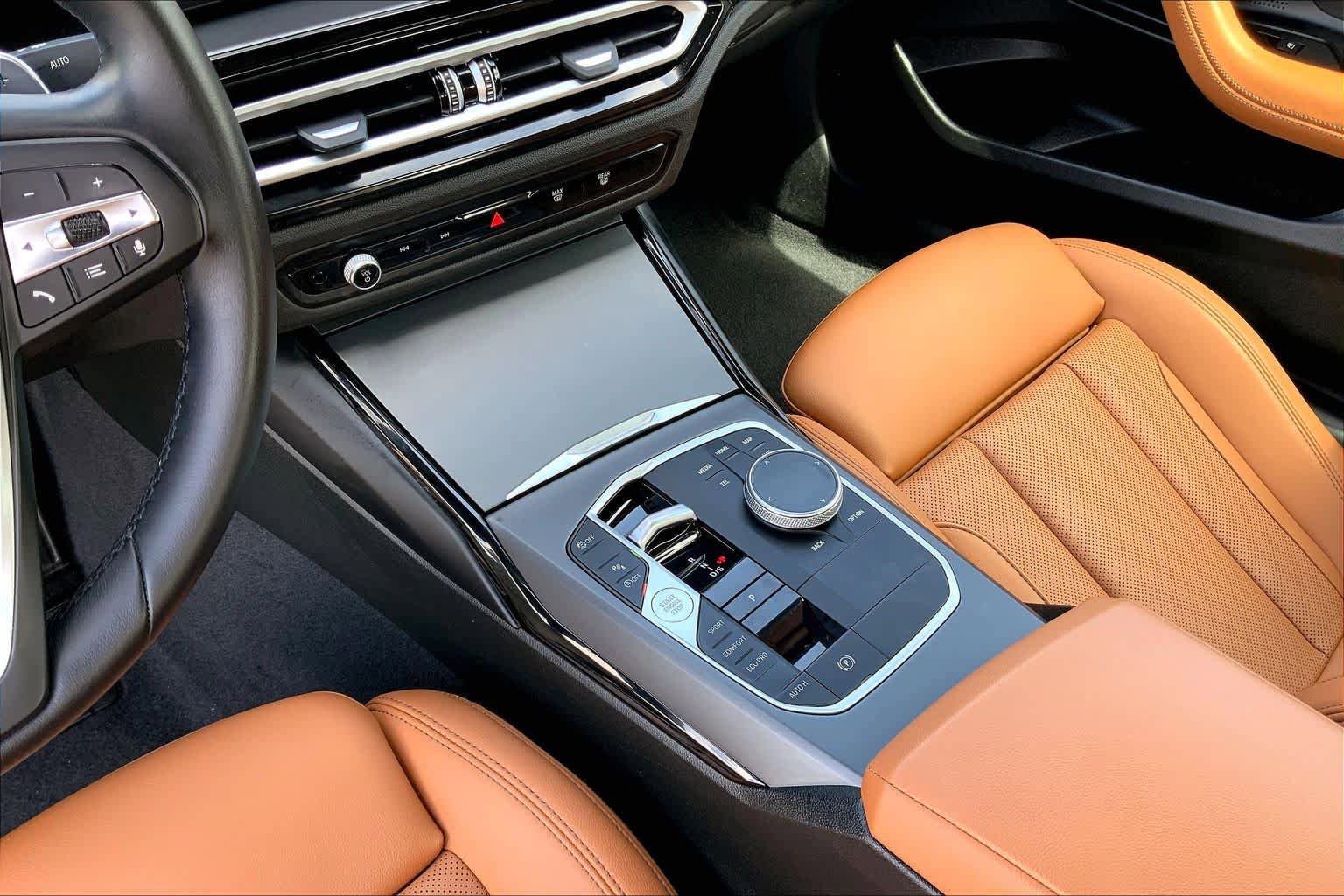 Used 2023 BMW 230i Coupe w/ Convenience Package RWD image 17
