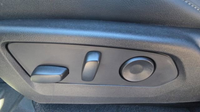 New 2026 GMC Canyon Elevation w/ Convenience Package image 20