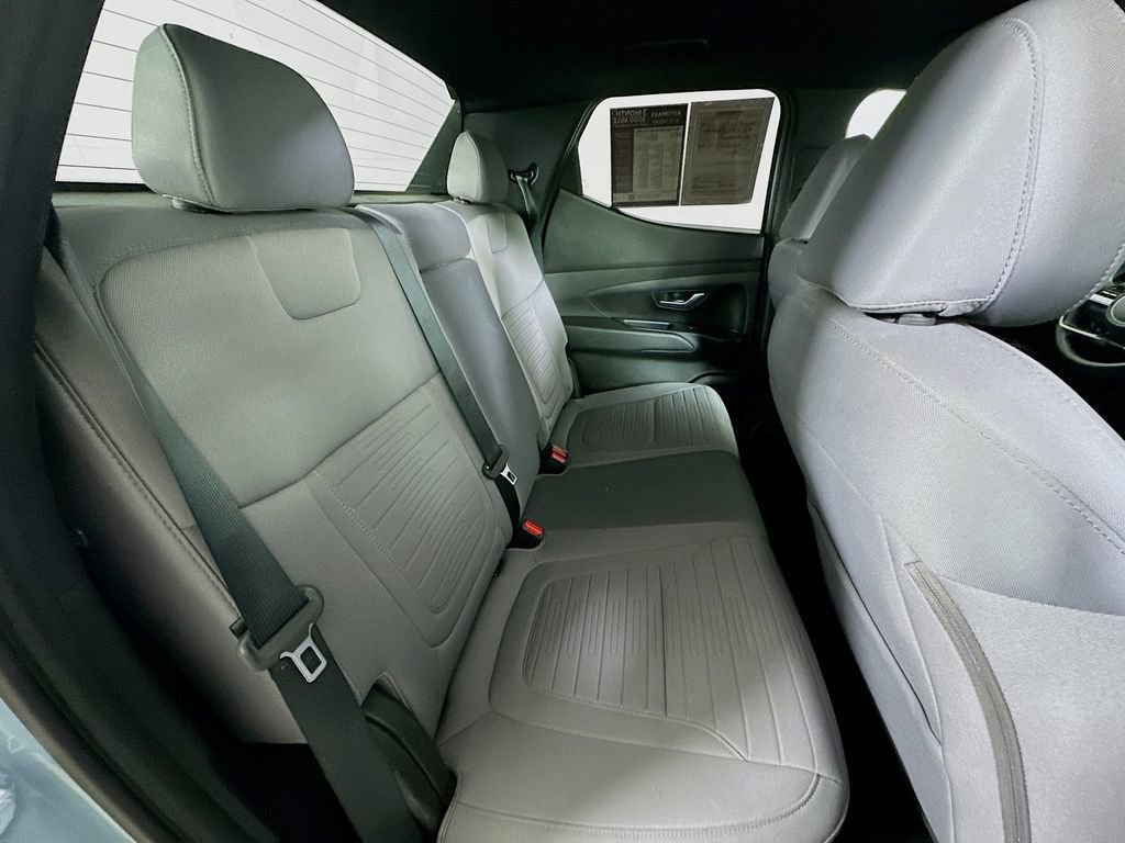 Used 2024 Hyundai Santa Cruz SEL image 11