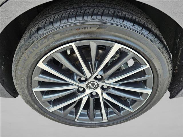 Used 2024 Lexus ES 250 w/ Premium Package AWD/4WD image 24