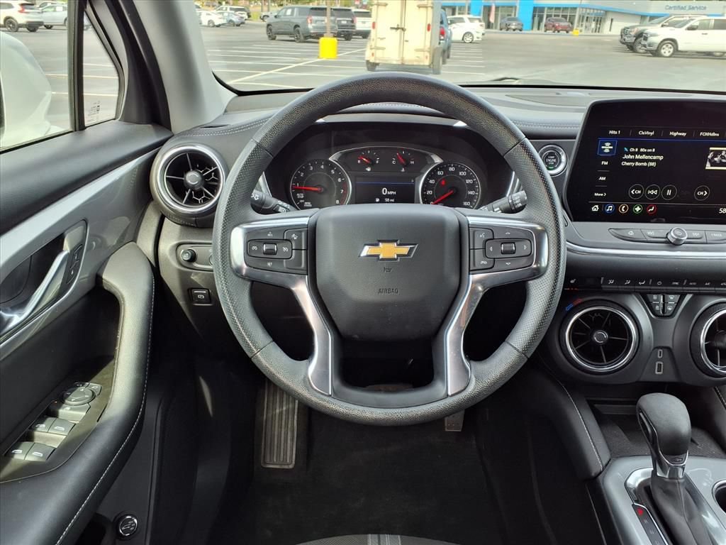 Used 2024 Chevrolet Blazer LT w/ Convenience Package FWD image 24
