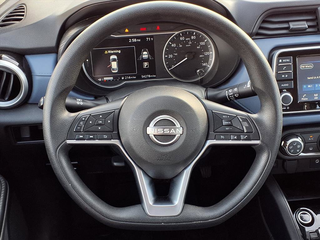 Used 2023 Nissan Versa SV image 19