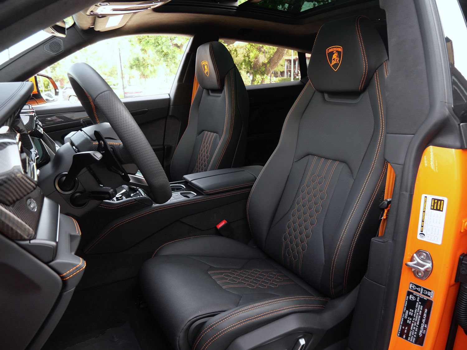 Used 2025 Lamborghini Urus S AWD/4WD image 15