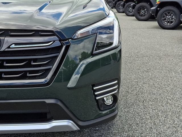 Used 2023 Subaru Forester Touring AWD/4WD image 9