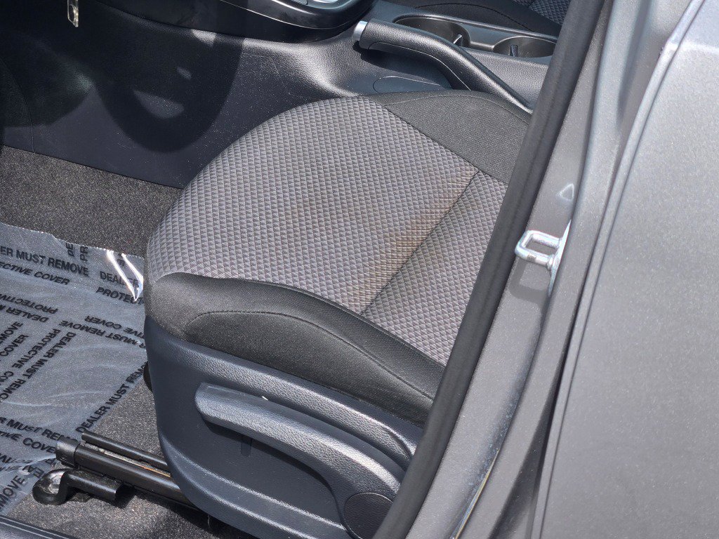 Used 2024 Kia Soul LX w/ Option Group 015 FWD image 21