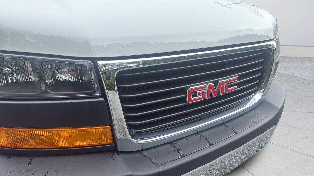 Certified 2025 GMC Savana 2500 w/ Driver Convenience Package RWD image 22