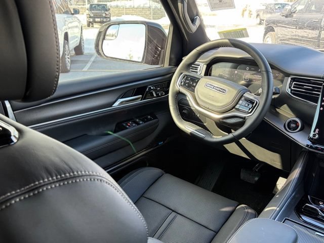 New 2026 Jeep Grand Wagoneer L Summit AWD/4WD image 34