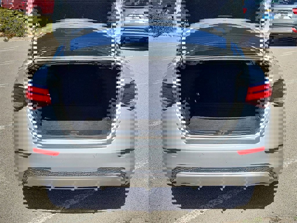 Used 2020 Nissan Sentra S image 11