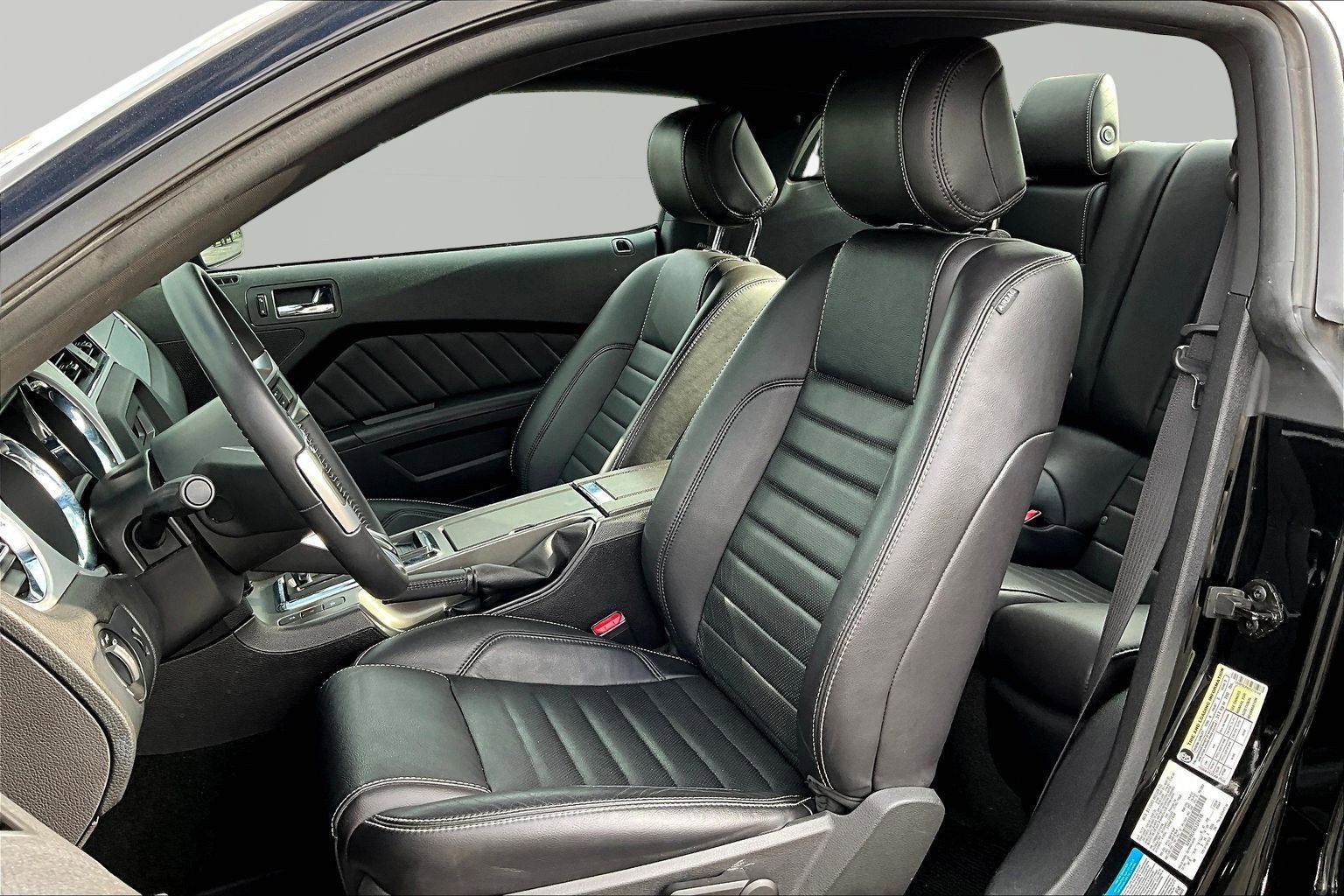 Used 2014 Ford Mustang GT Premium w/ Brembo Brake Package image 19