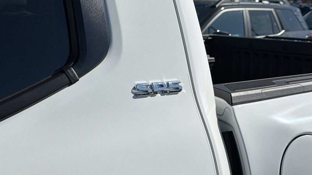 Used 2026 Toyota Tacoma SR5 AWD/4WD image 11