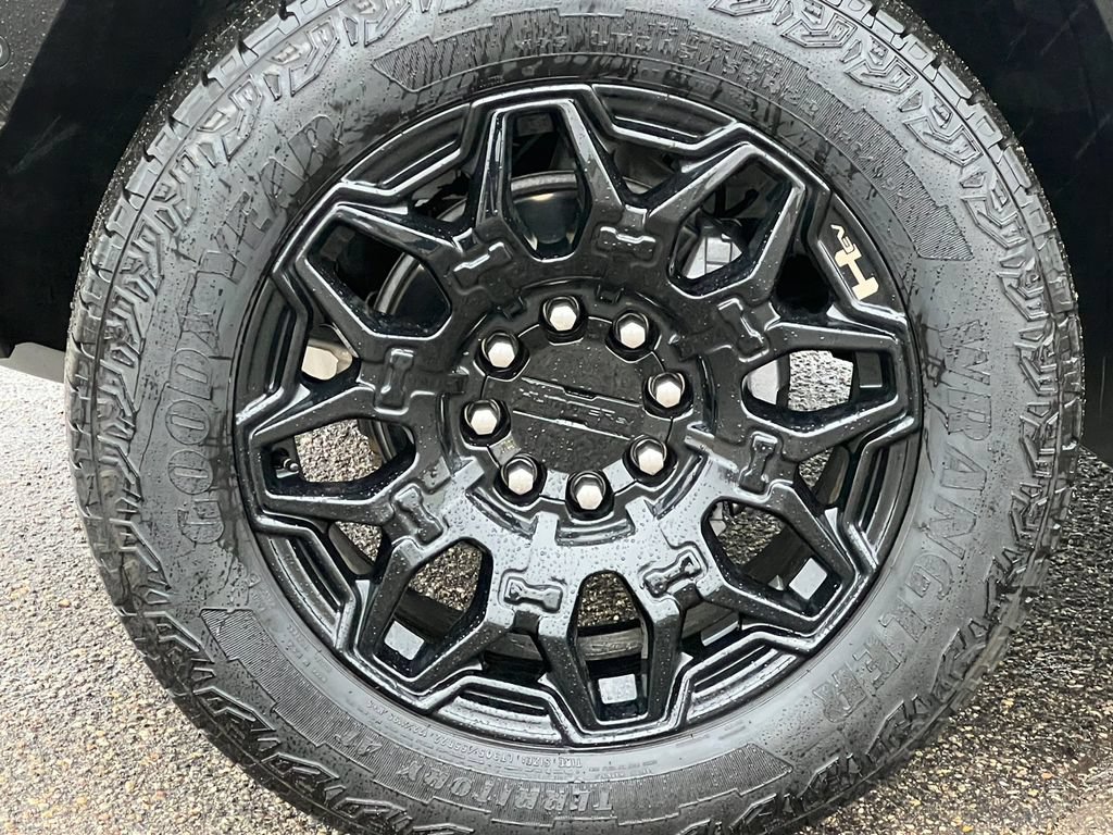 New 2025 GMC Hummer EV 2X AWD/4WD image 8