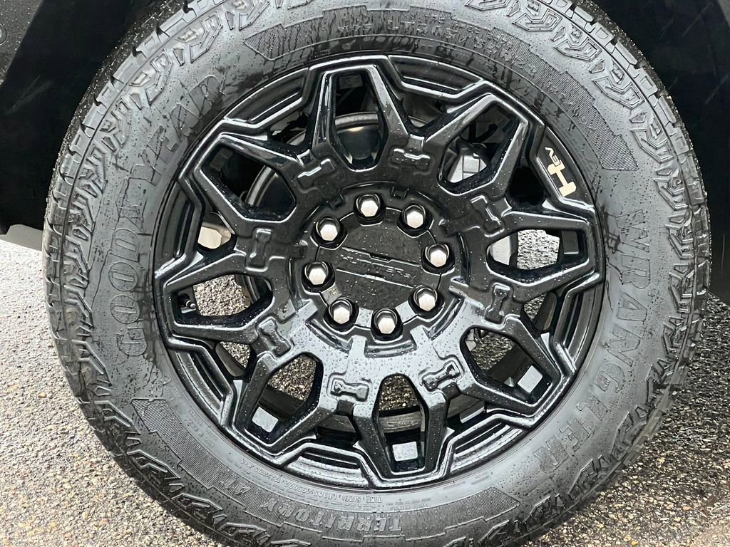 New 2025 GMC Hummer EV 2X AWD/4WD image 8