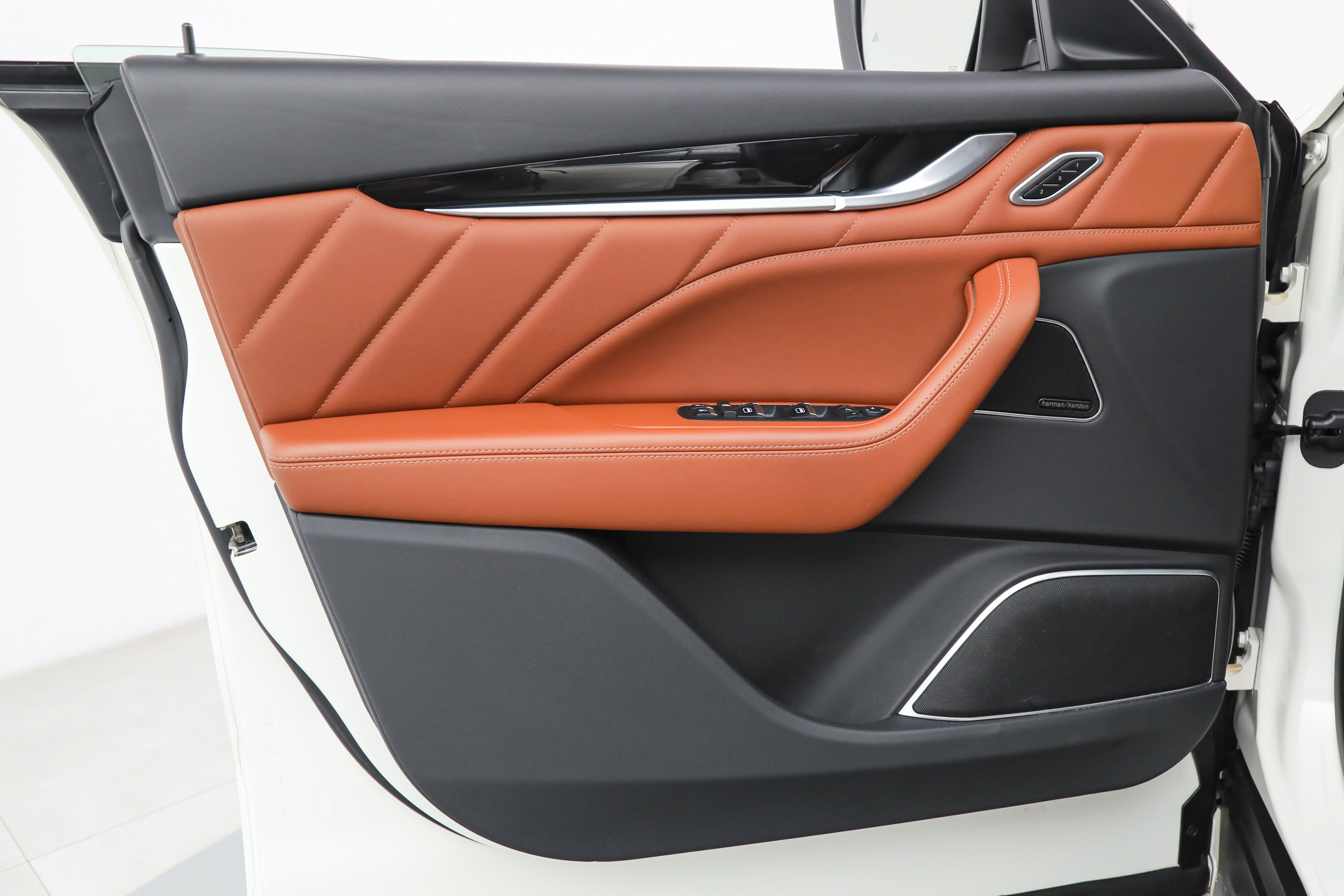 Certified 2023 Maserati Levante Modena AWD/4WD image 14
