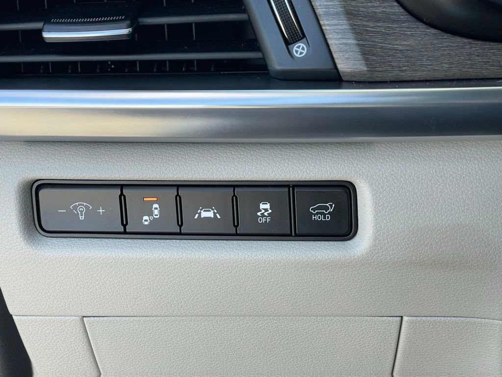 Used 2022 Kia Telluride SX w/ Towing Package FWD image 15