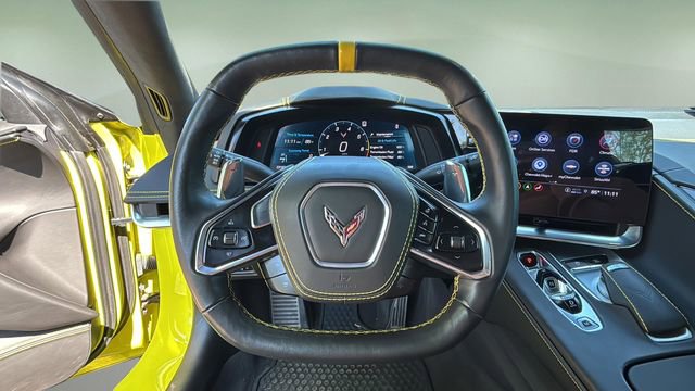 Used 2023 Chevrolet Corvette Stingray Premium Cpe w/ Z51 Performance Package image 16