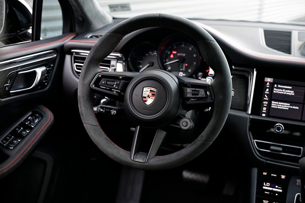 New 2026 Porsche Macan GTS image 29