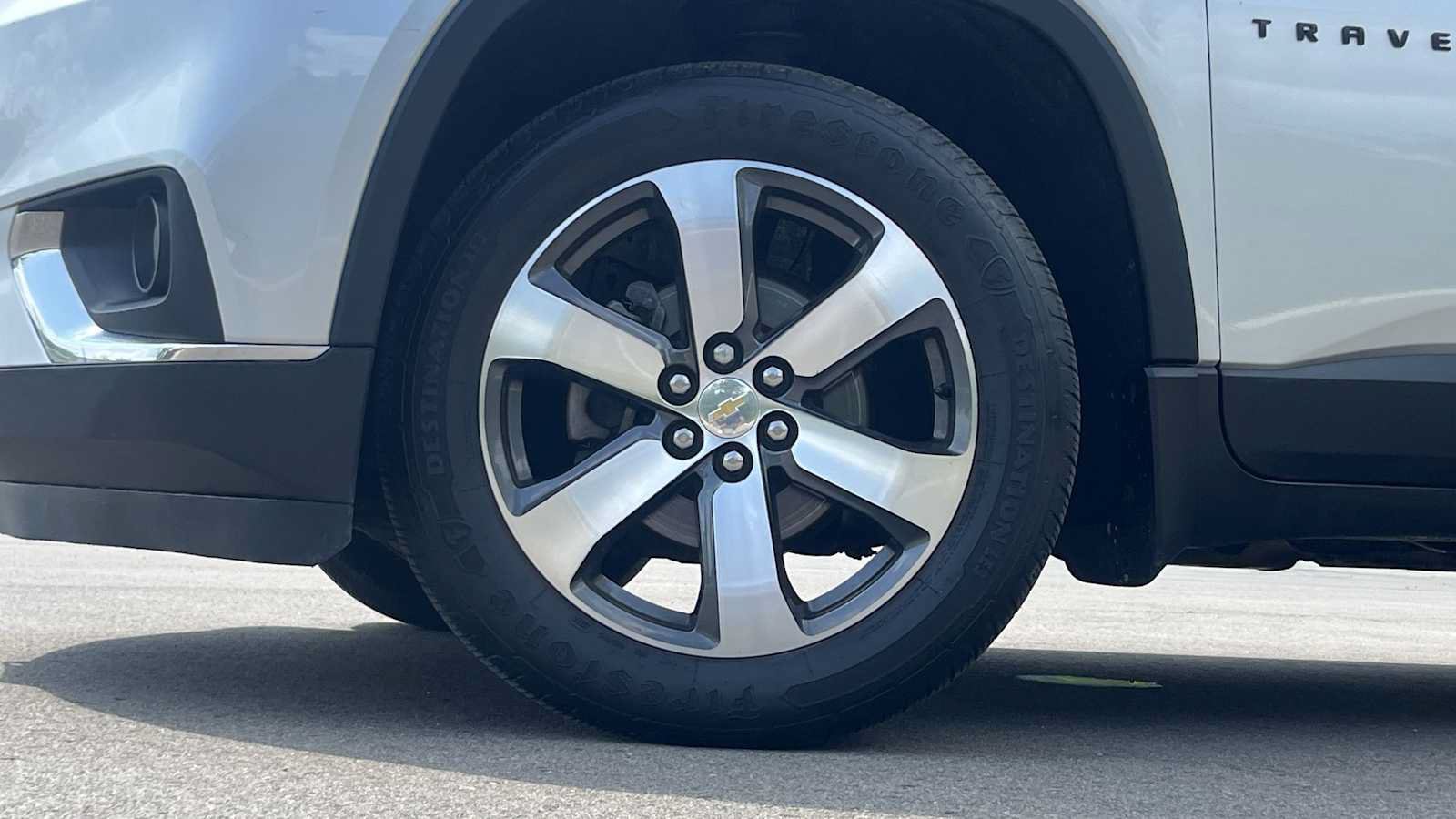 Used 2019 Chevrolet Traverse LT w/ LT Premium Package AWD/4WD image 26
