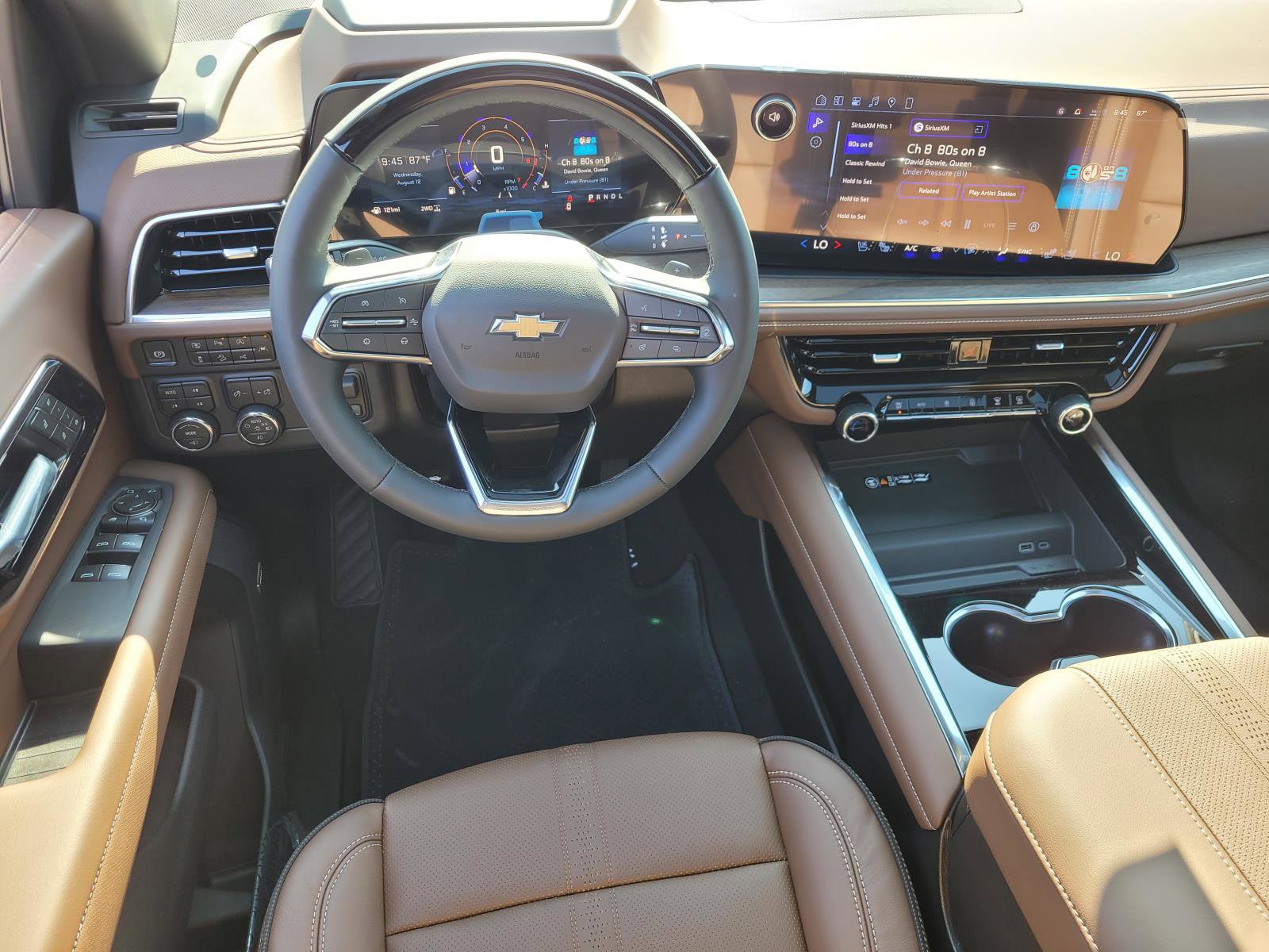 New 2026 Chevrolet Tahoe High Country AWD/4WD image 9