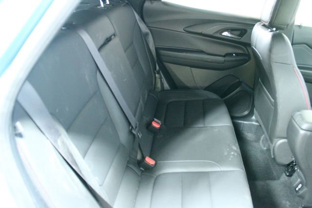 Used 2025 Chevrolet TrailBlazer RS w/ Convenience Package image 9