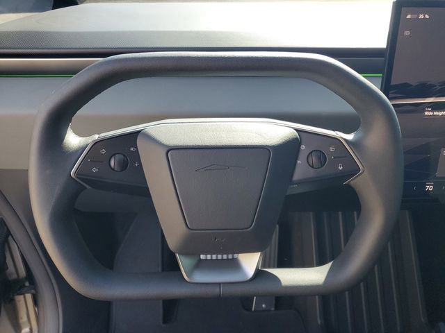Used 2024 Tesla Cybertruck AWD Crew Cab image 11